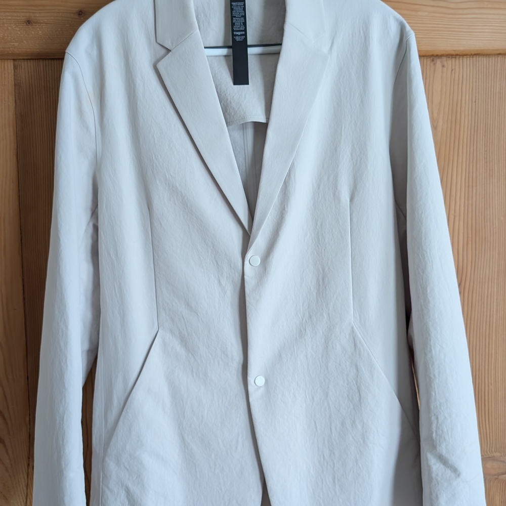 Elegant Cream Blazer